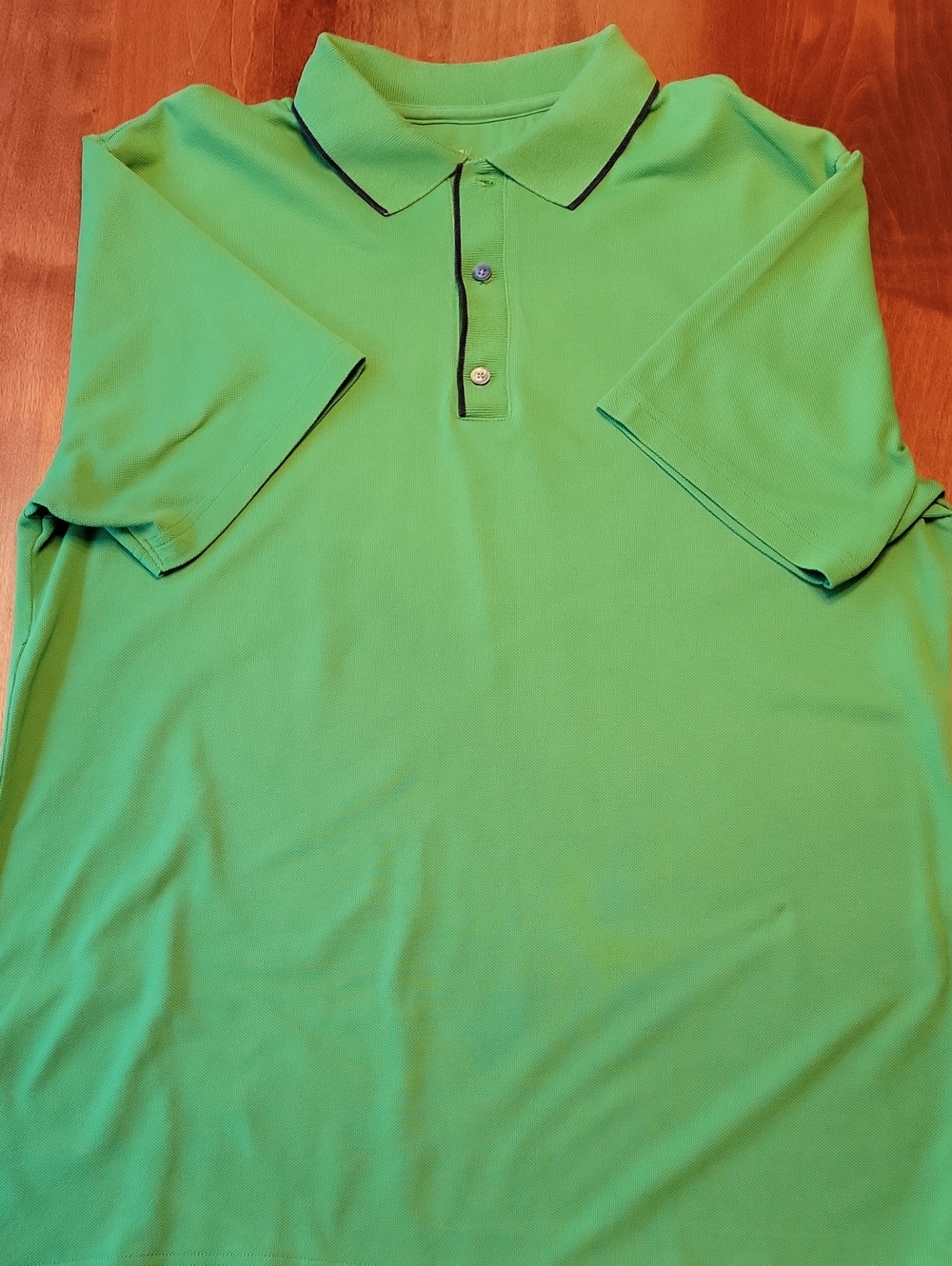 GAP Bright Kelly Green Polo with Navy Tipping